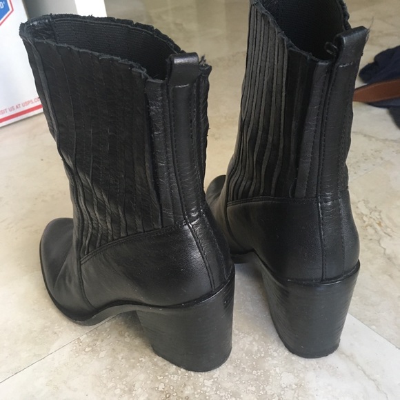 ZARA leather Chelsea boot heel - Picture 5 of 8